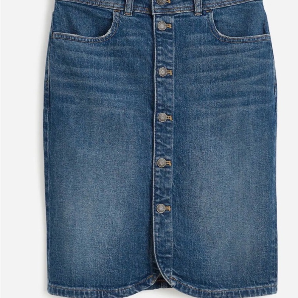 Madewell Button-Front Denim Skirt in Medium Blue